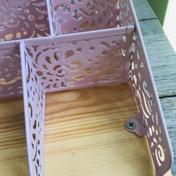 Pink Metal Desk Organizer For Office Stationery Desk Letter & Sticky Holder - Picture 2 of 7